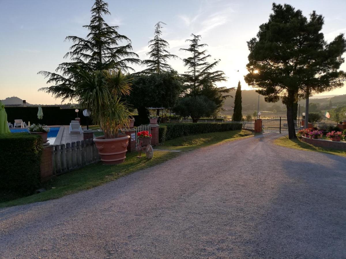 Agriturismo Galeazzi Marsiliana Luaran gambar
