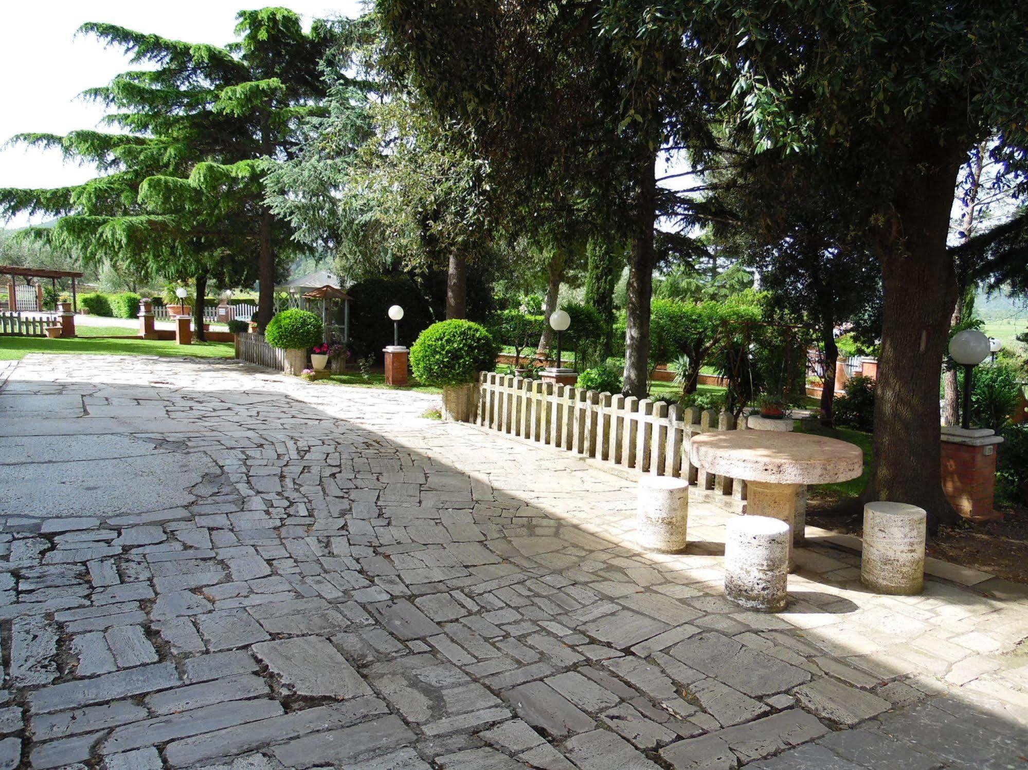 Agriturismo Galeazzi Marsiliana Luaran gambar