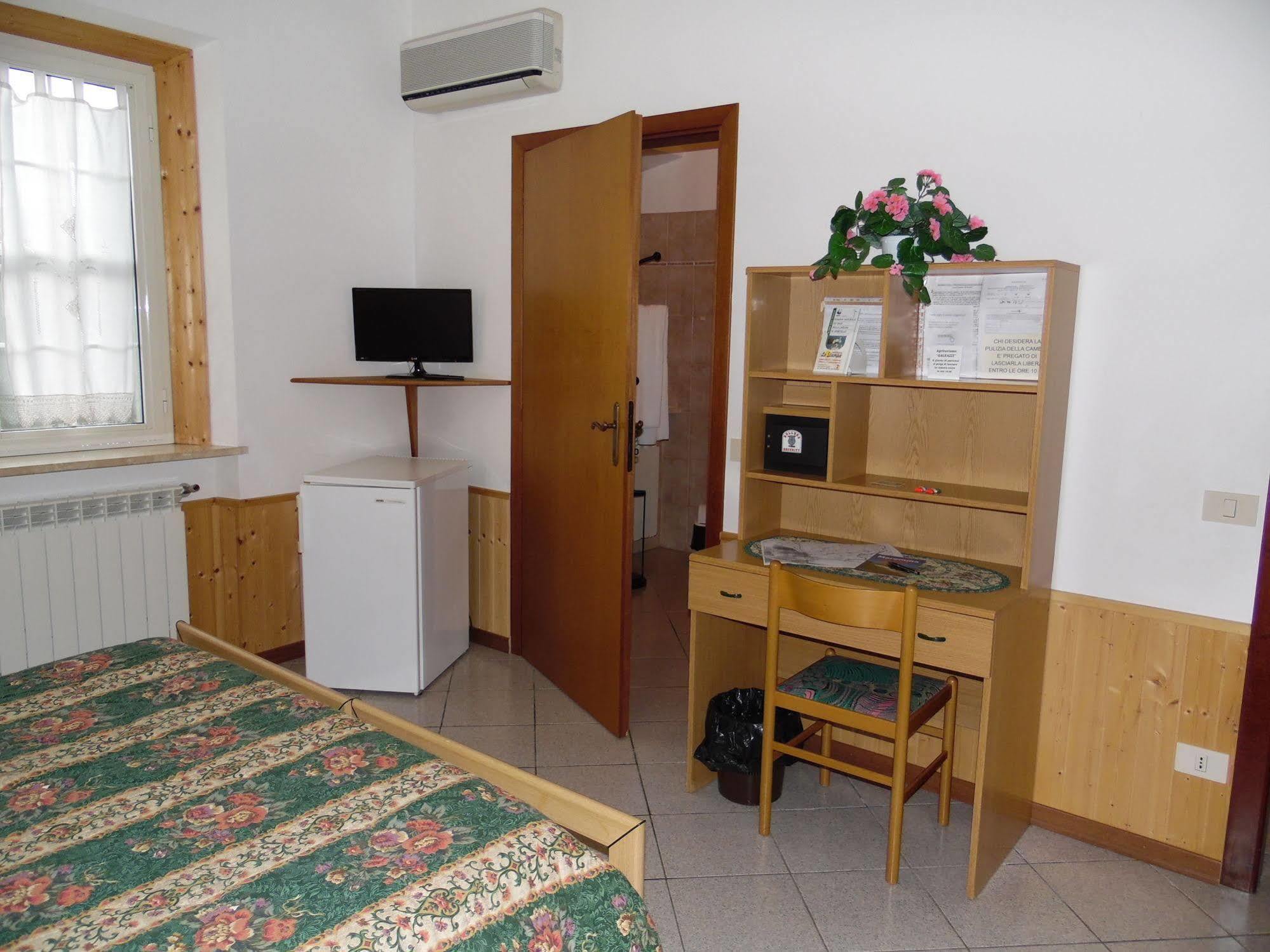 Agriturismo Galeazzi Marsiliana Luaran gambar