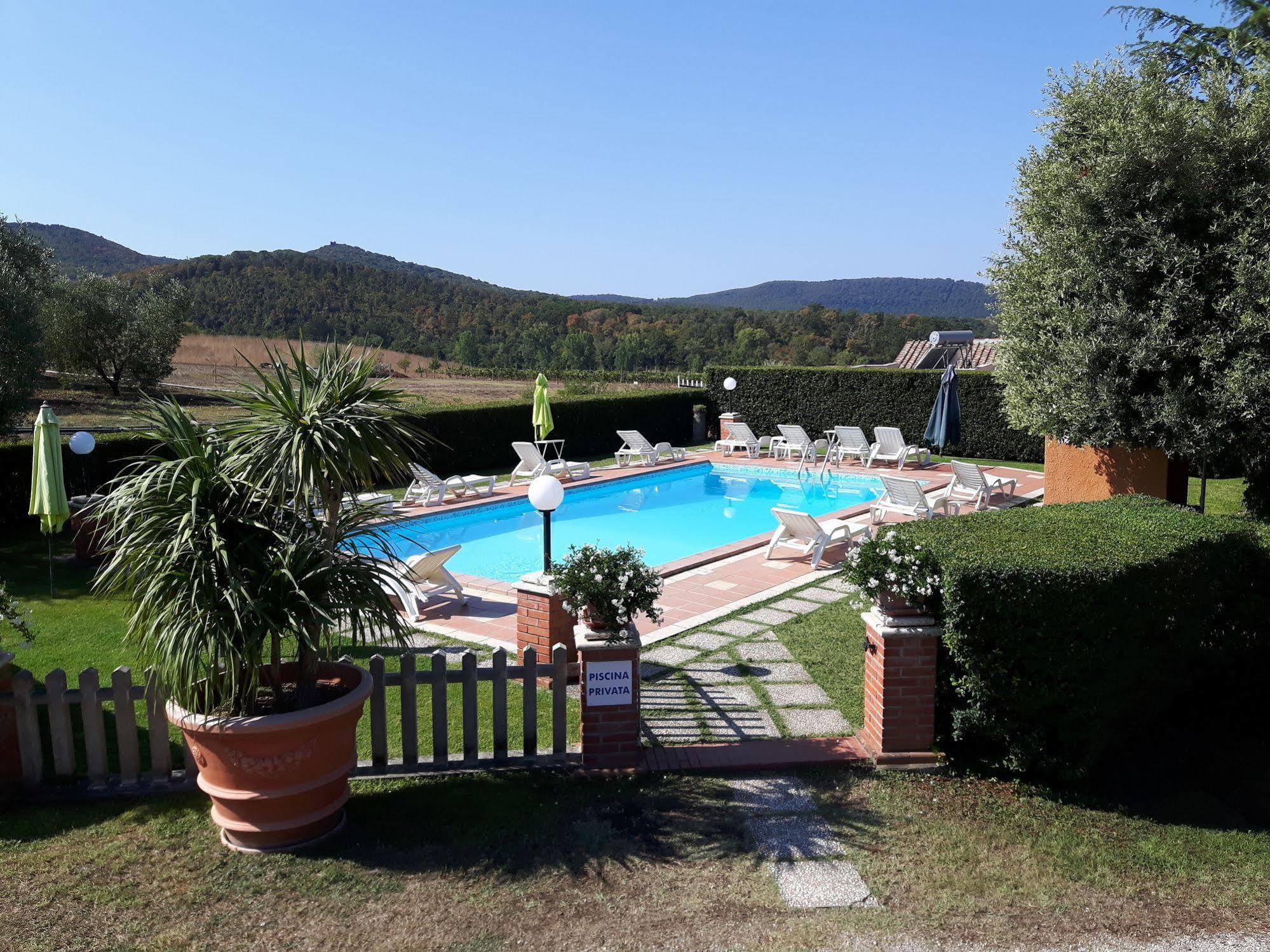 Agriturismo Galeazzi Marsiliana Luaran gambar
